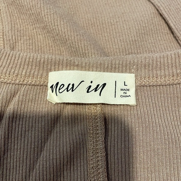 Woman’s long sleeve warm Tee - Picture 7 of 9